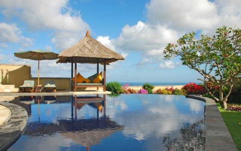 Frangipani Beach Hotel Lovina Екстериор снимка