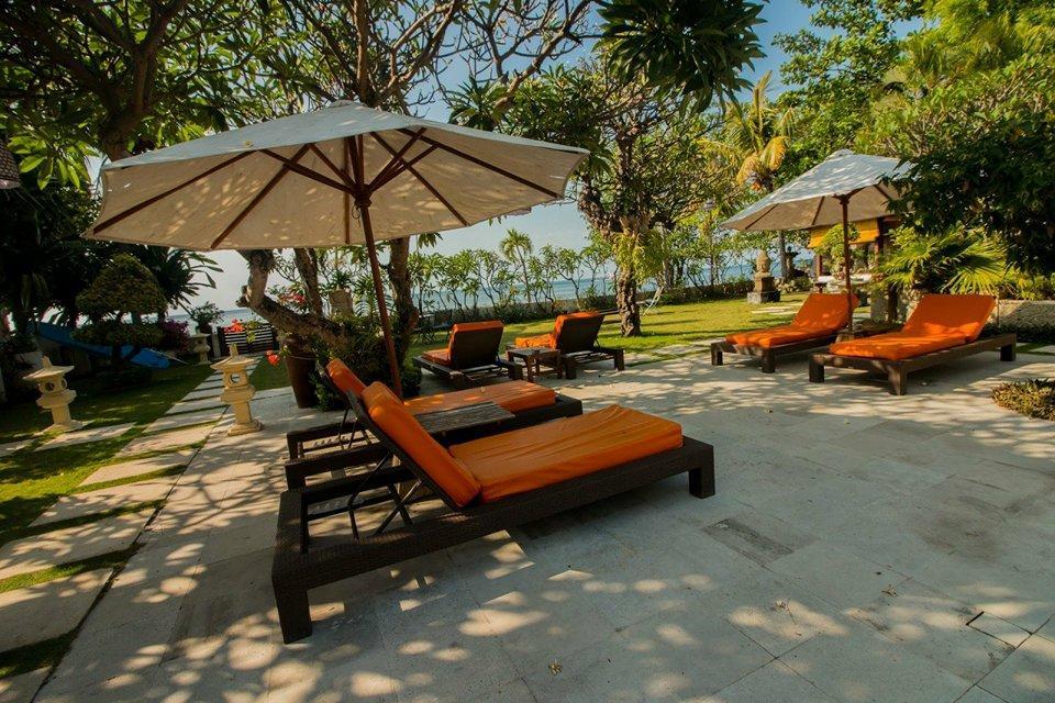 Frangipani Beach Hotel Lovina Екстериор снимка
