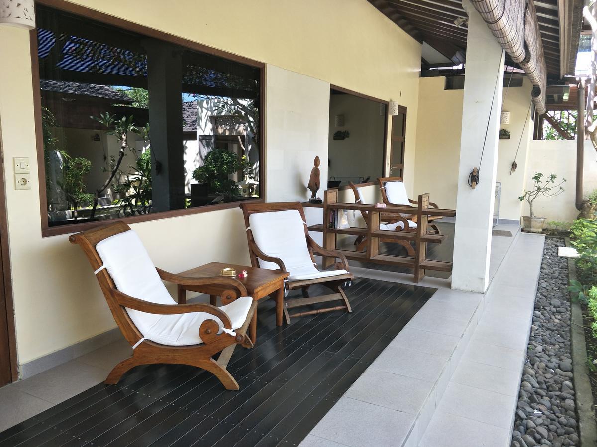 Frangipani Beach Hotel Lovina Екстериор снимка